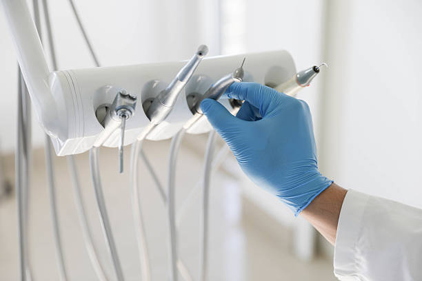 Professional Tooth Extraction technician working in Johnston County County, OK